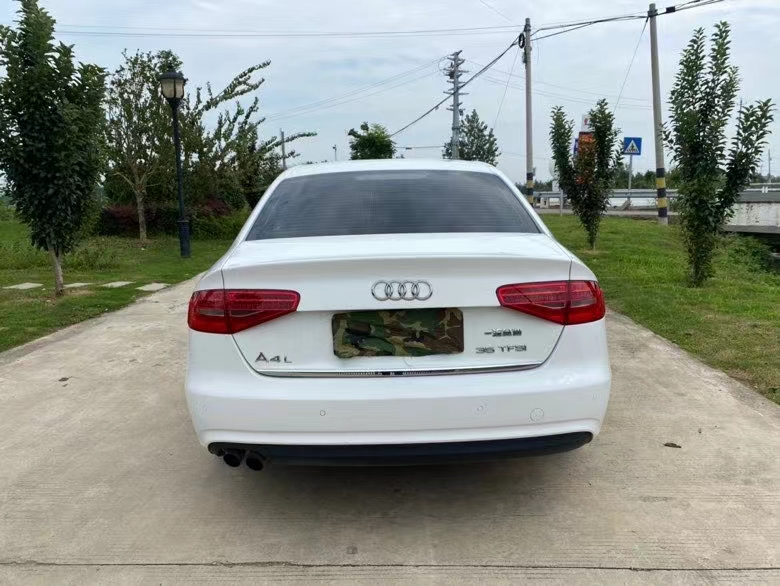 徐州14年奥迪A4L9