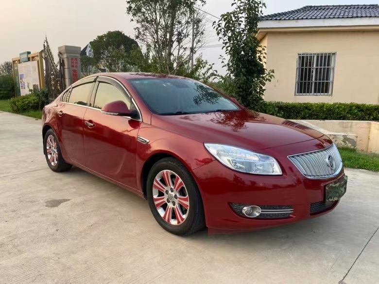 徐州10年别克君威3