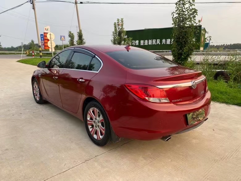 徐州10年别克君威8