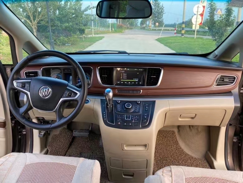 徐州16年别克GL87