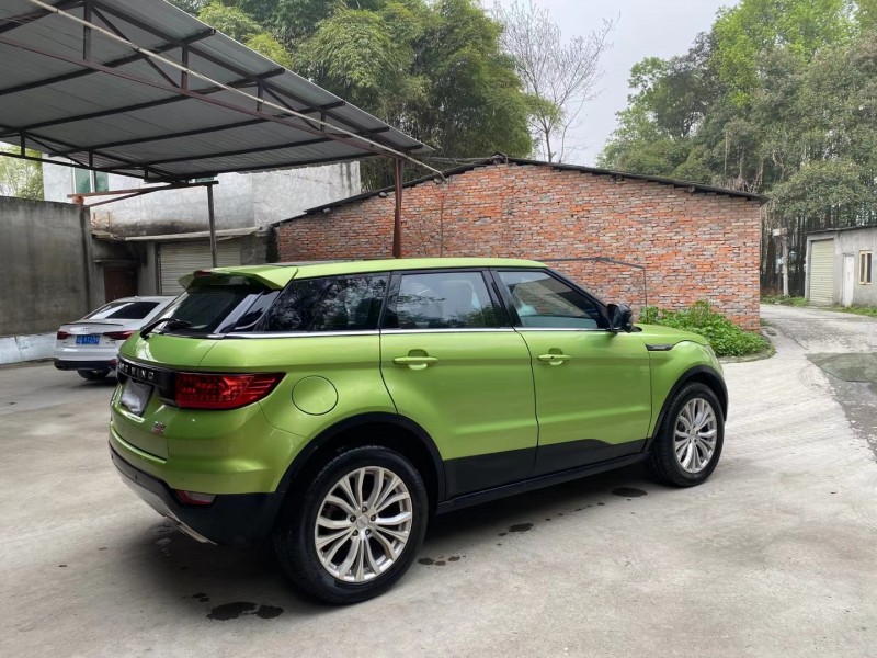 成都16年陆风X77