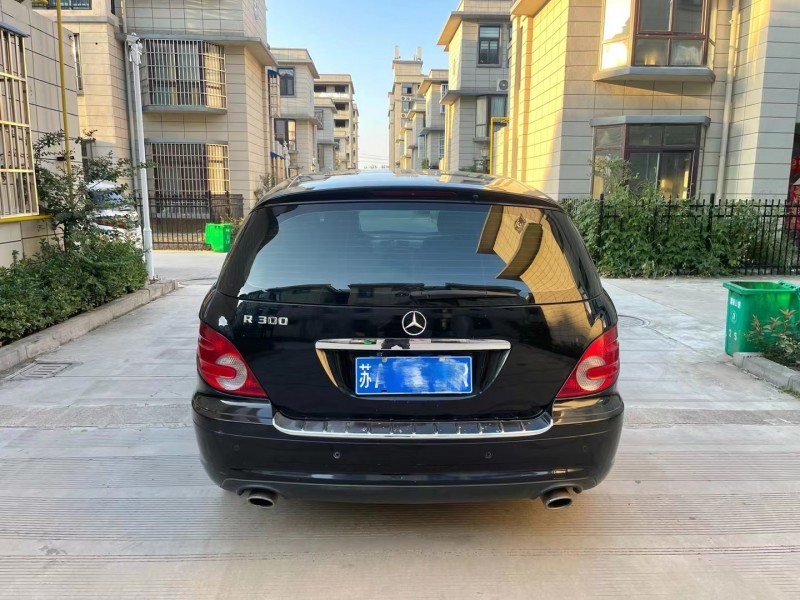 徐州09年奔驰R9