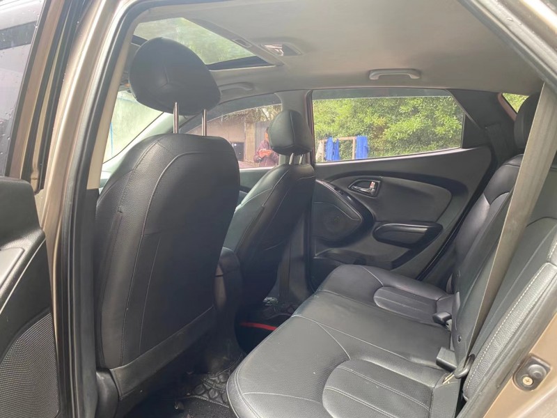 成都13年现代ix355