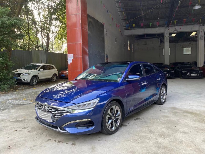 成都19年现代菲斯塔2