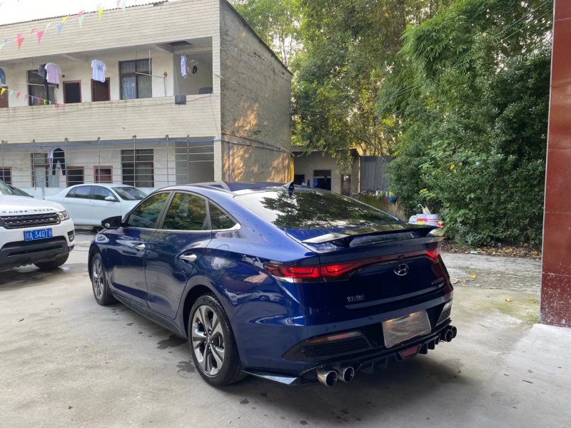 成都19年现代菲斯塔8