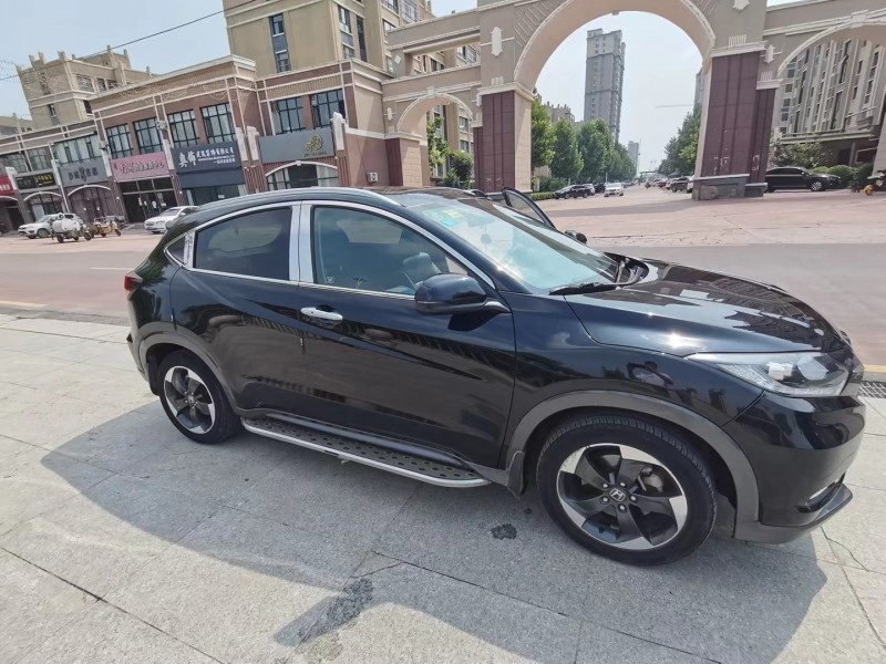 济宁15年本田缤智2