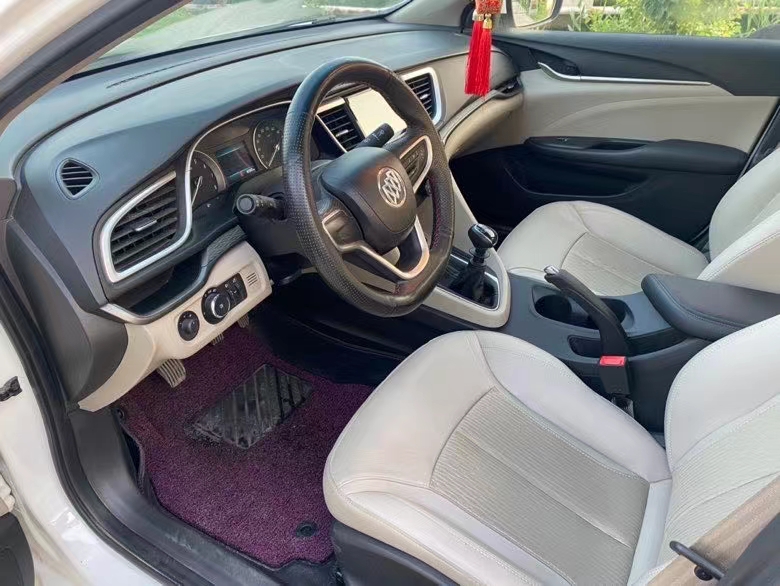 徐州16年别克英朗GT5