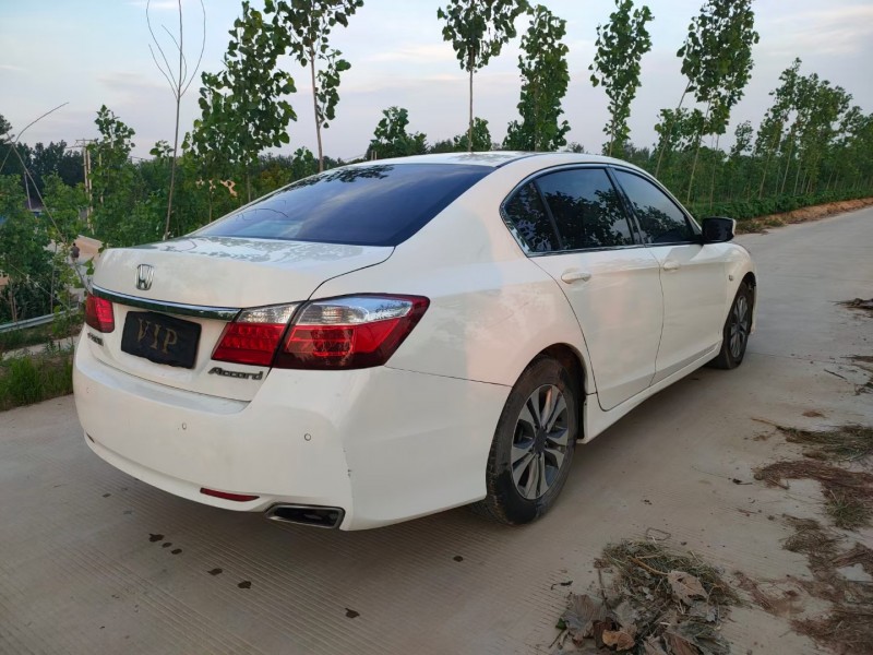 徐州15年本田雅阁7