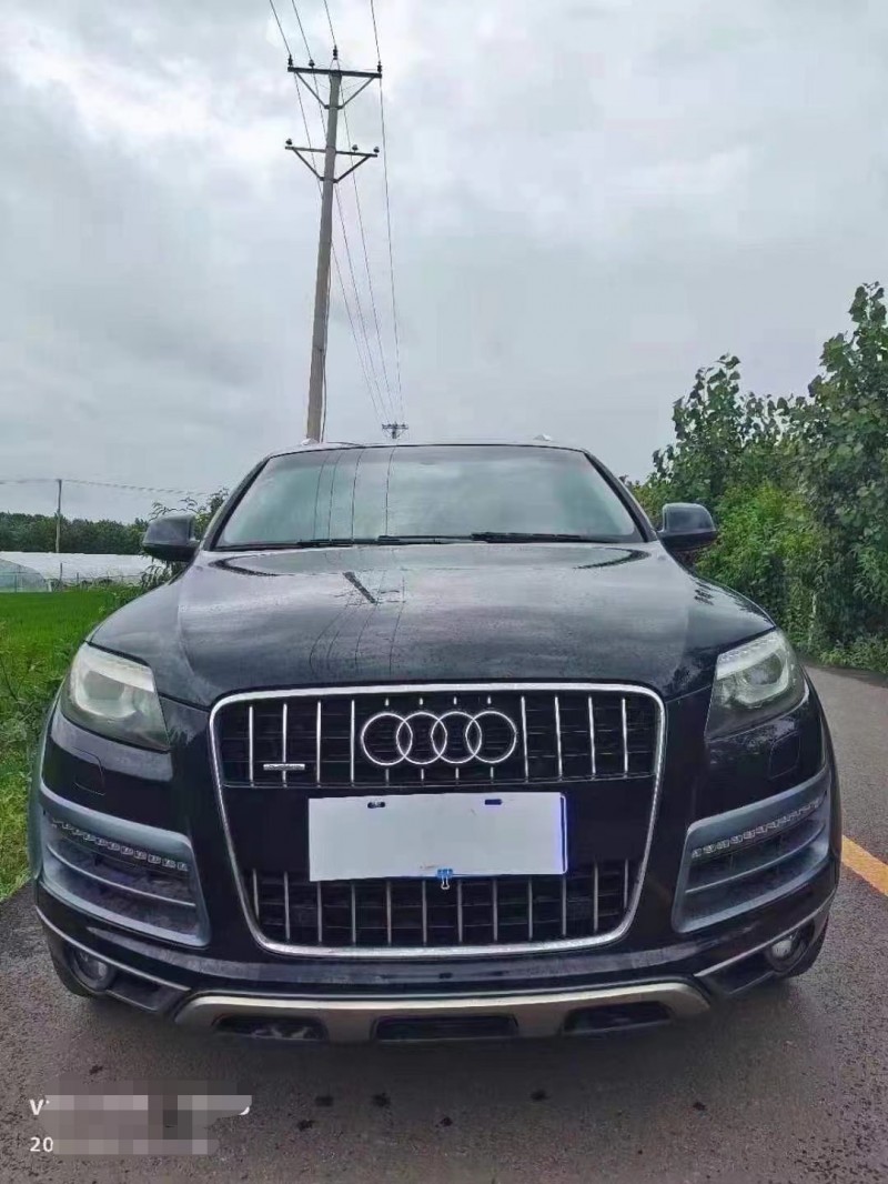 济宁10年奥迪Q71