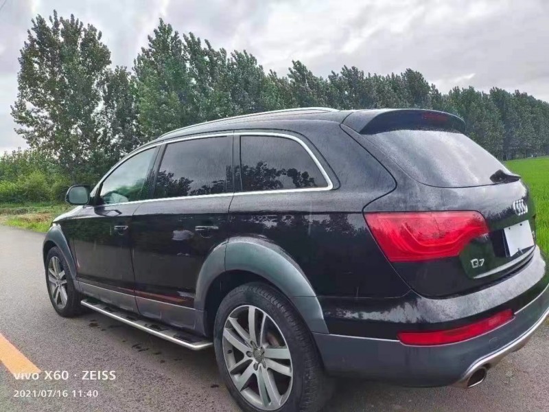济宁10年奥迪Q77