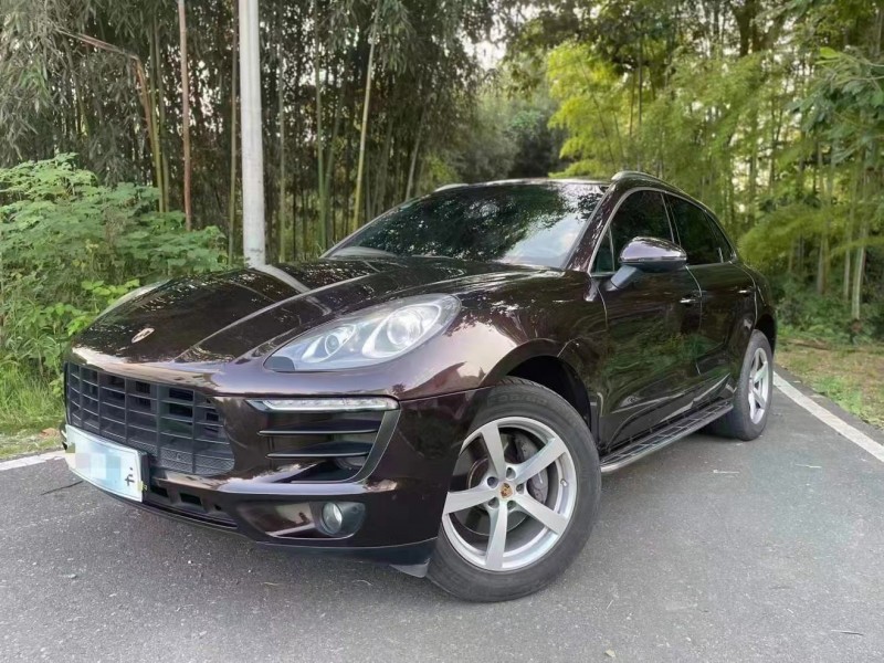 景德鎮15年保時捷Macan2
