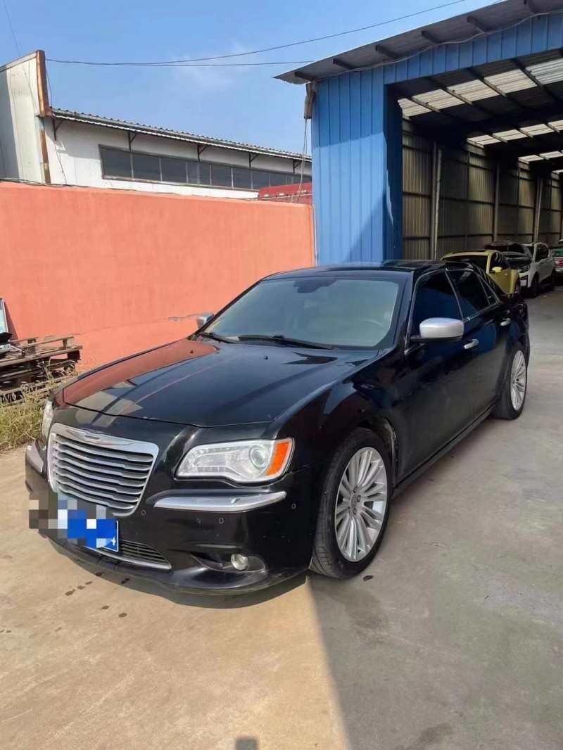 北京13年克萊斯勒300C2