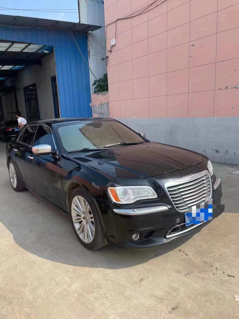 北京13年克萊斯勒300C3