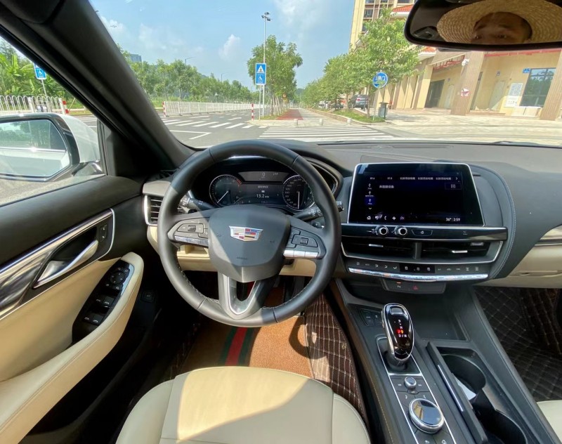 广州20年凯迪拉克CT55