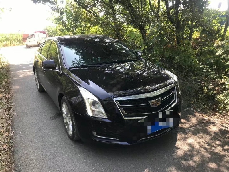 武汉17年凯迪拉克XTS2