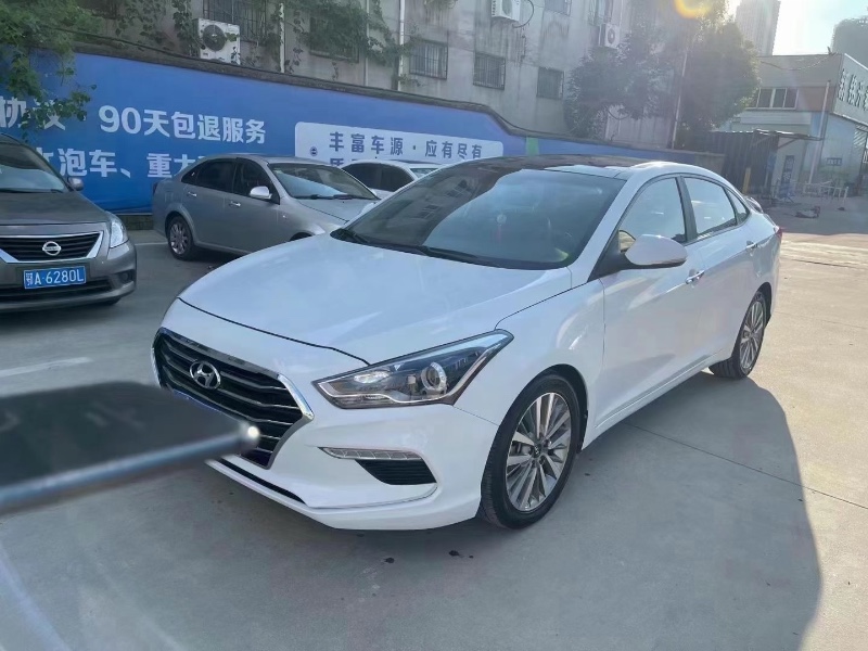 武汉17年现代名图3