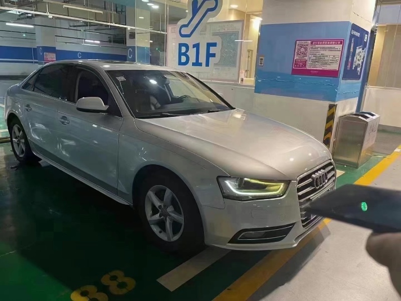 武汉13年奥迪A4L6