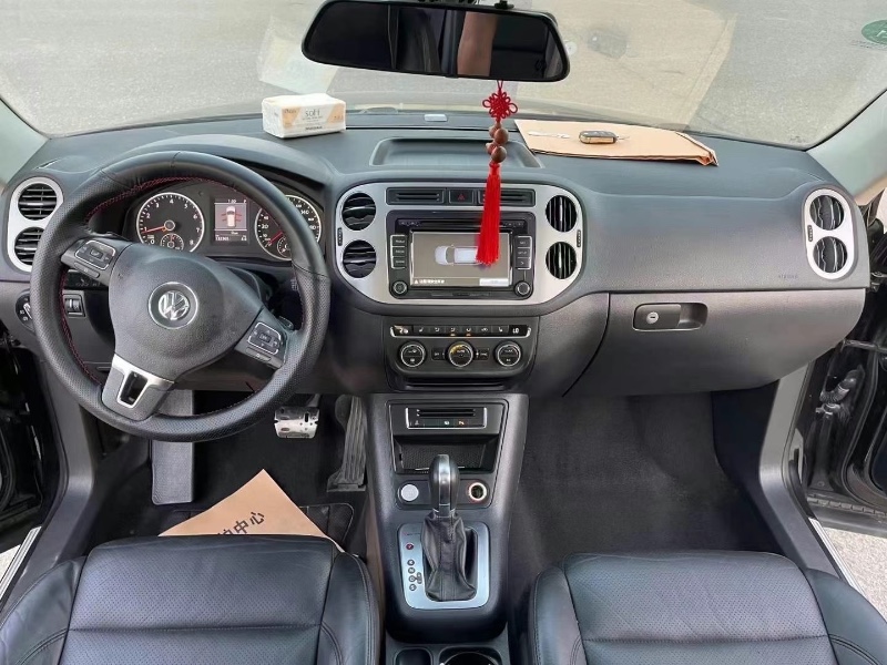 武汉14年大众途观5