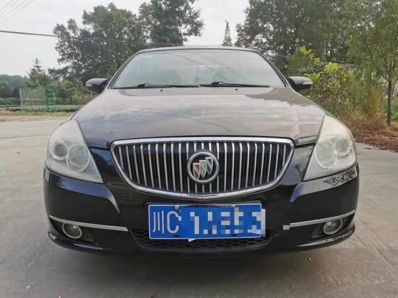 成都13年别克凯越1