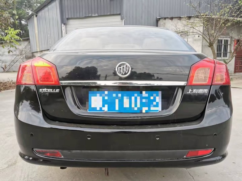 成都13年别克凯越9