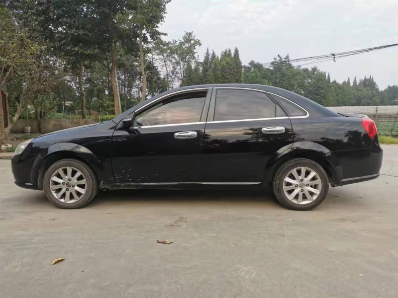 成都13年别克凯越8