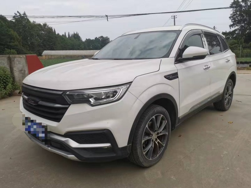 成都18年众泰T5002