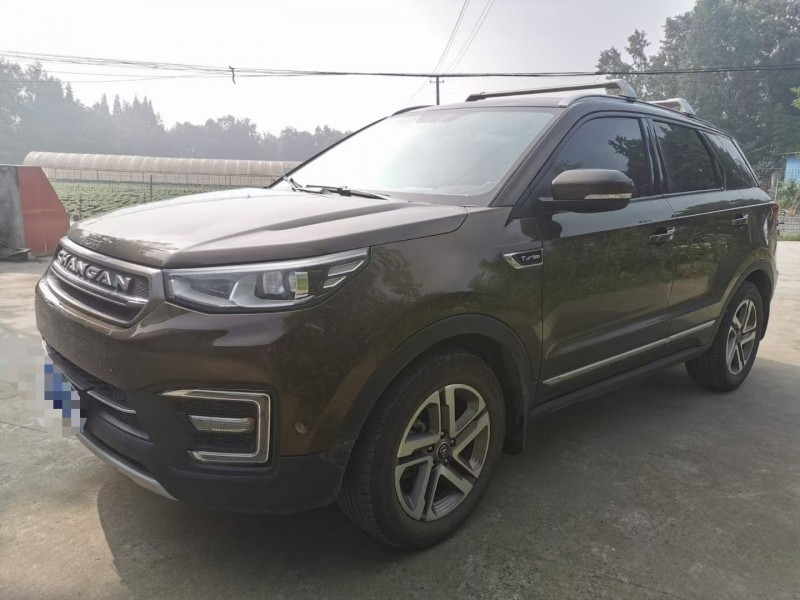 成都18年长安汽车CS552