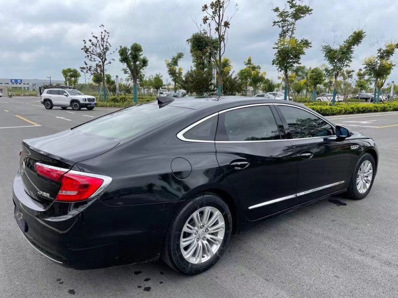 盐城17年别克君越5