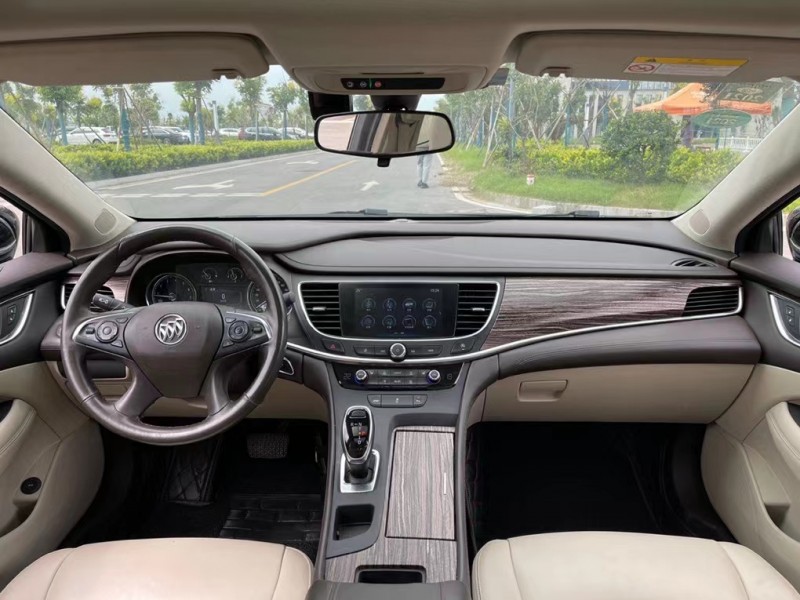 盐城17年别克君越8