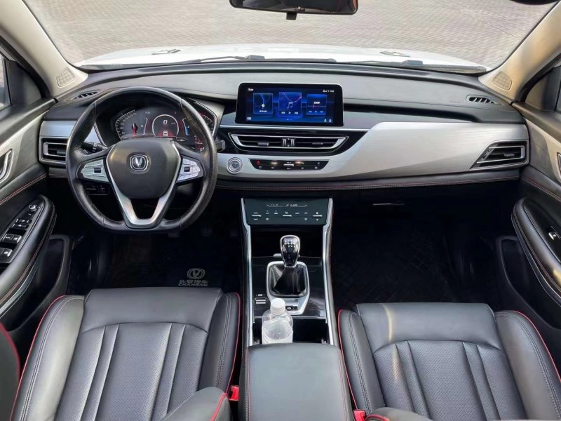 北京18年長安汽車CS756