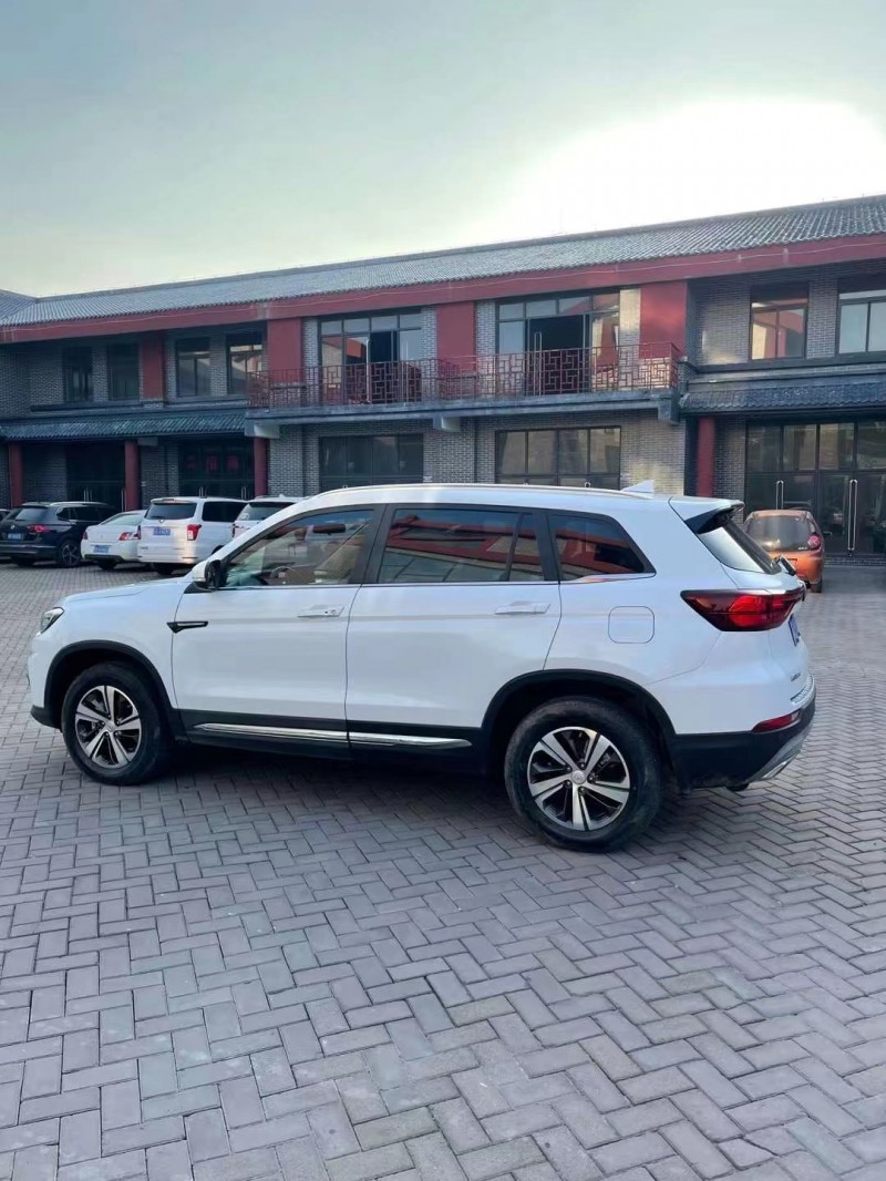 北京18年長安汽車CS757