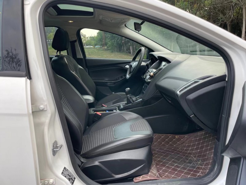 盐城16年福特福克斯6