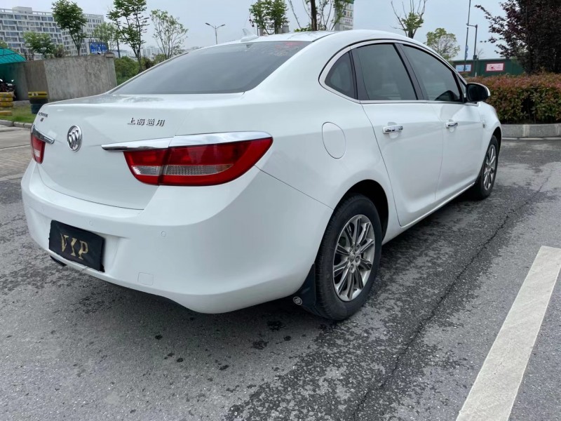 盐城12年别克英朗4