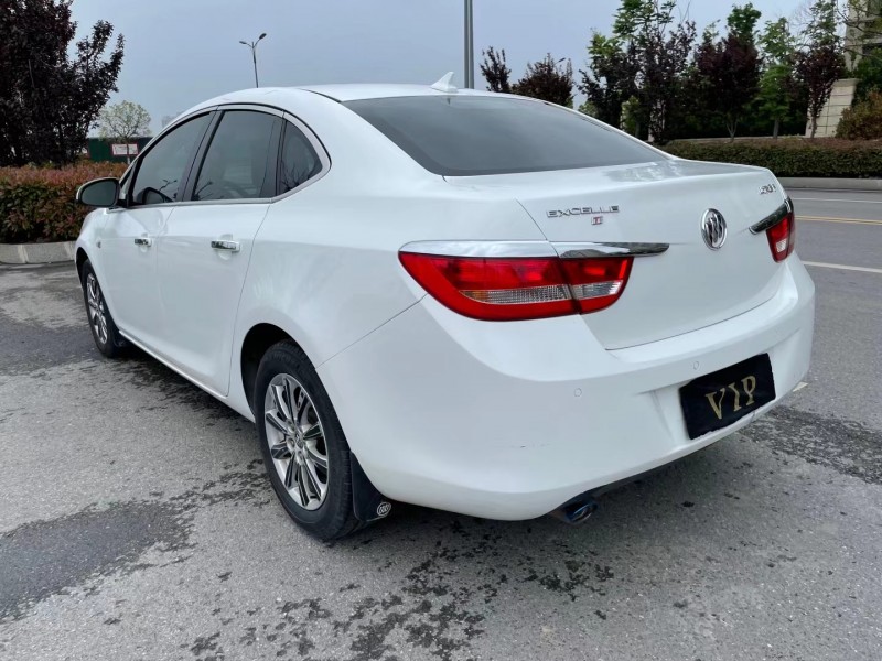 盐城12年别克英朗5