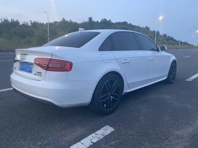 烟台13年奥迪A4L8