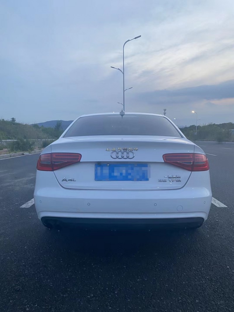 烟台13年奥迪A4L9