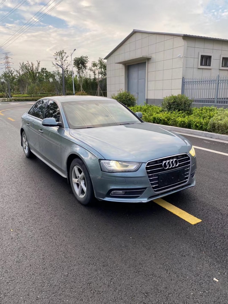 徐州14年奥迪A4L3