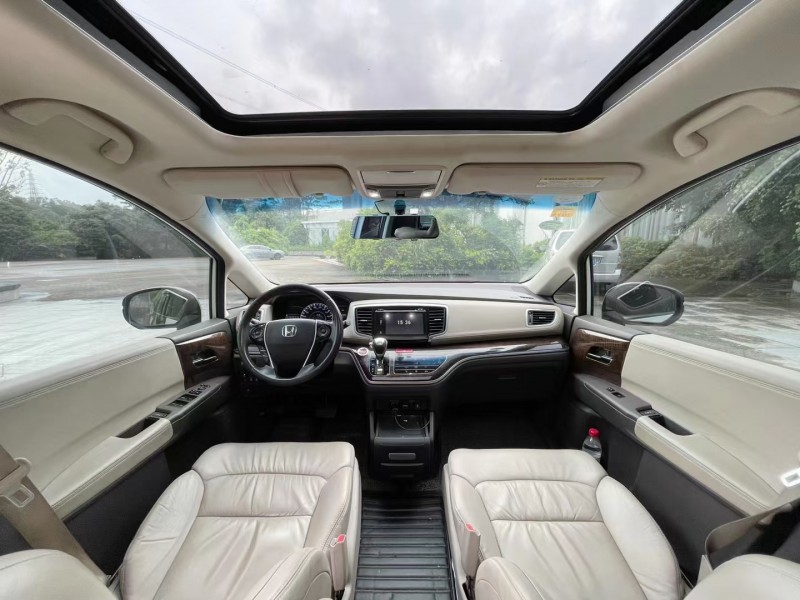 深圳15年本田奥德赛4