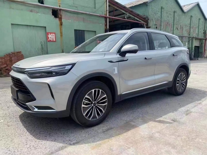 溫州21年北汽制造X76