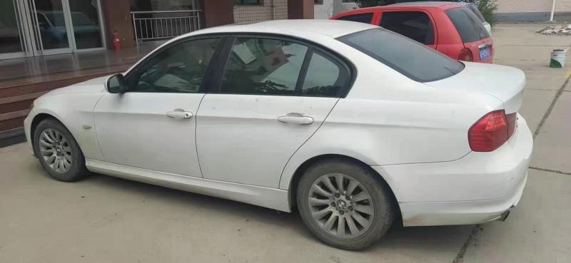 保定09年宝马3系3