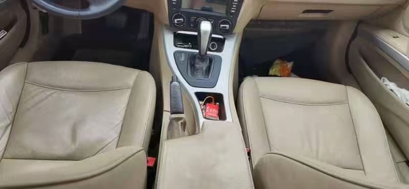 保定09年宝马3系6