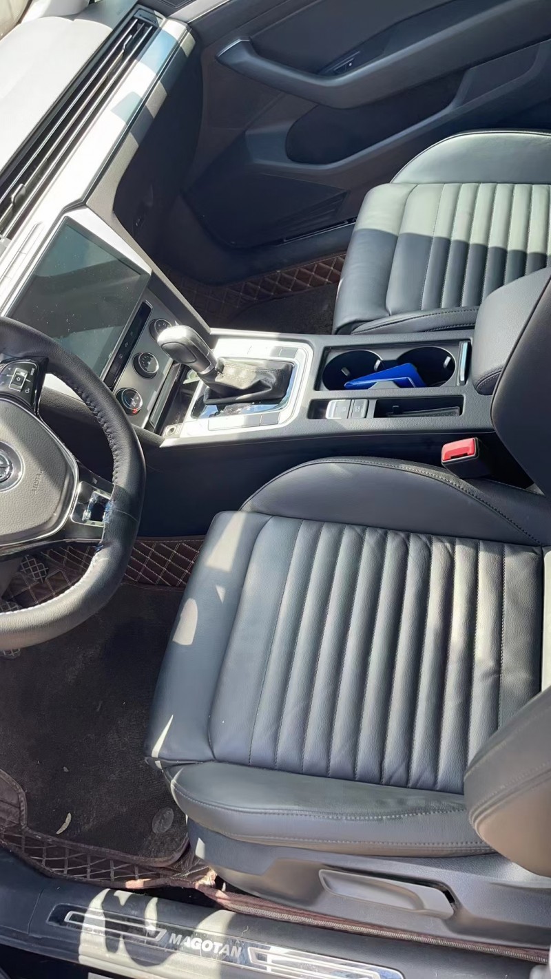 保定18年大众迈腾3