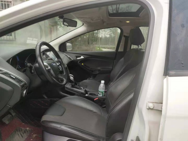 成都13年福特福克斯4