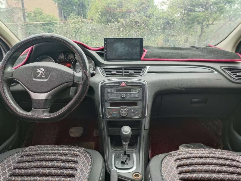 成都18年标致30086