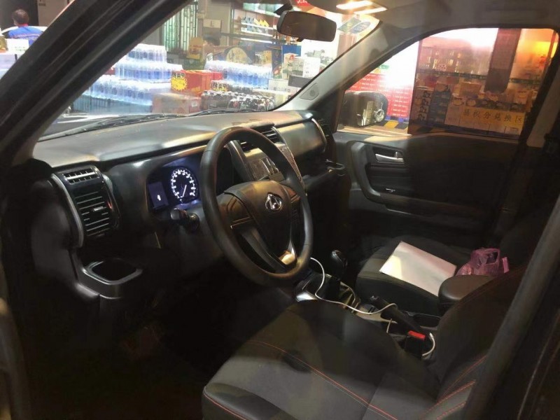 成都19年长安汽车X70A3