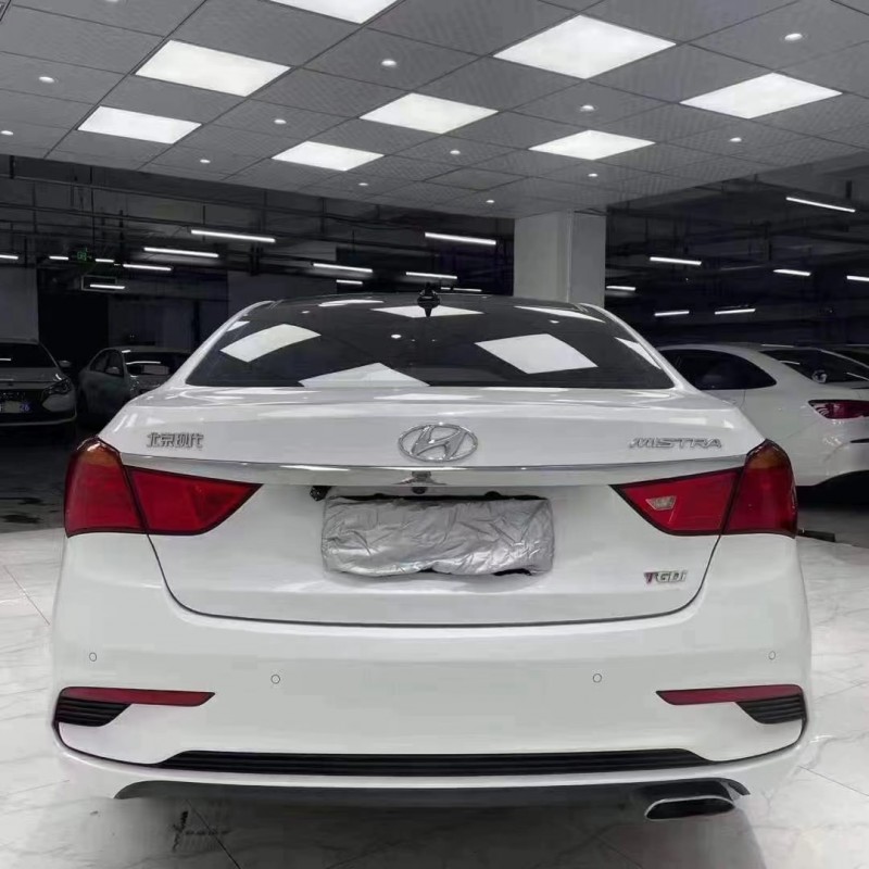 成都17年现代名图5