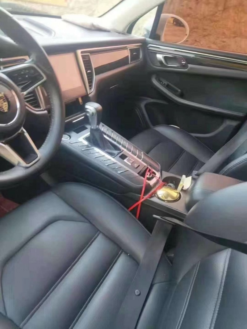 成都18年众泰SR97