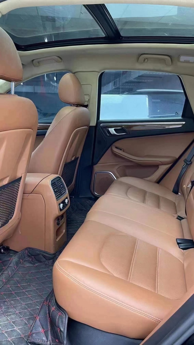 成都18年众泰SR97