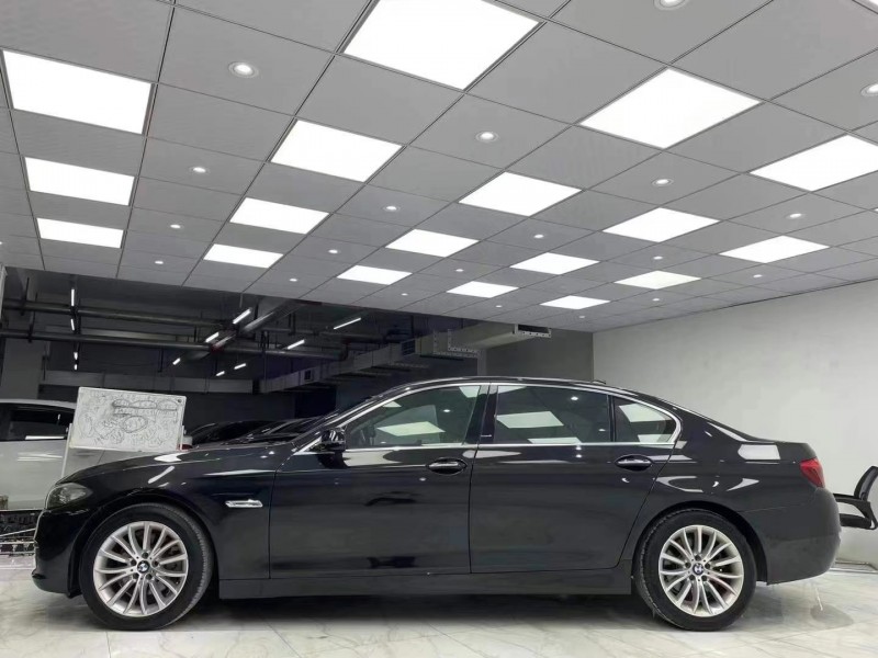 成都16年宝马5系3