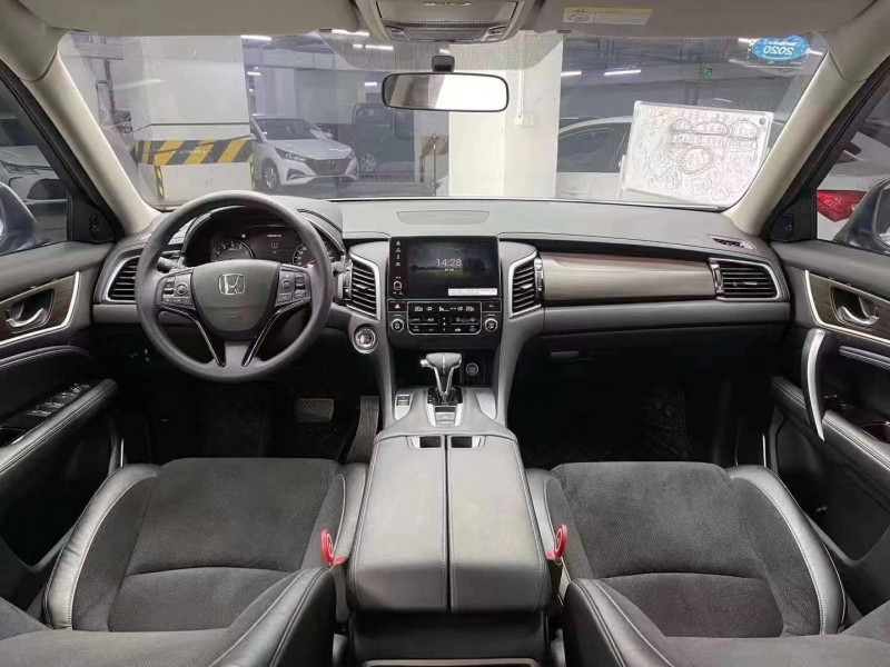 成都19年本田冠道9